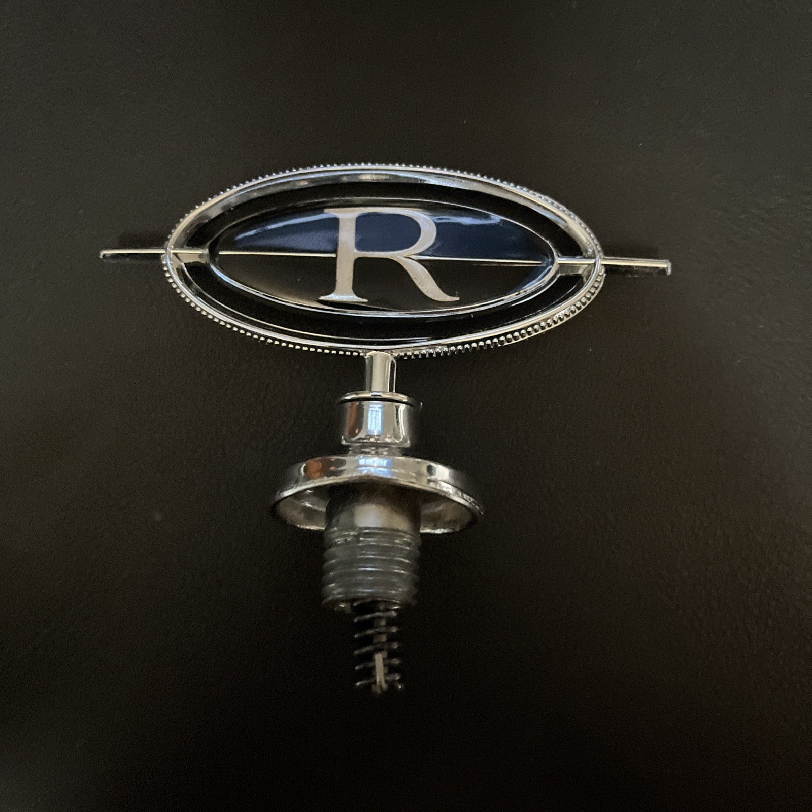 vintage 1970's 1980's Buick Riveria R car auto automobile hood ornament