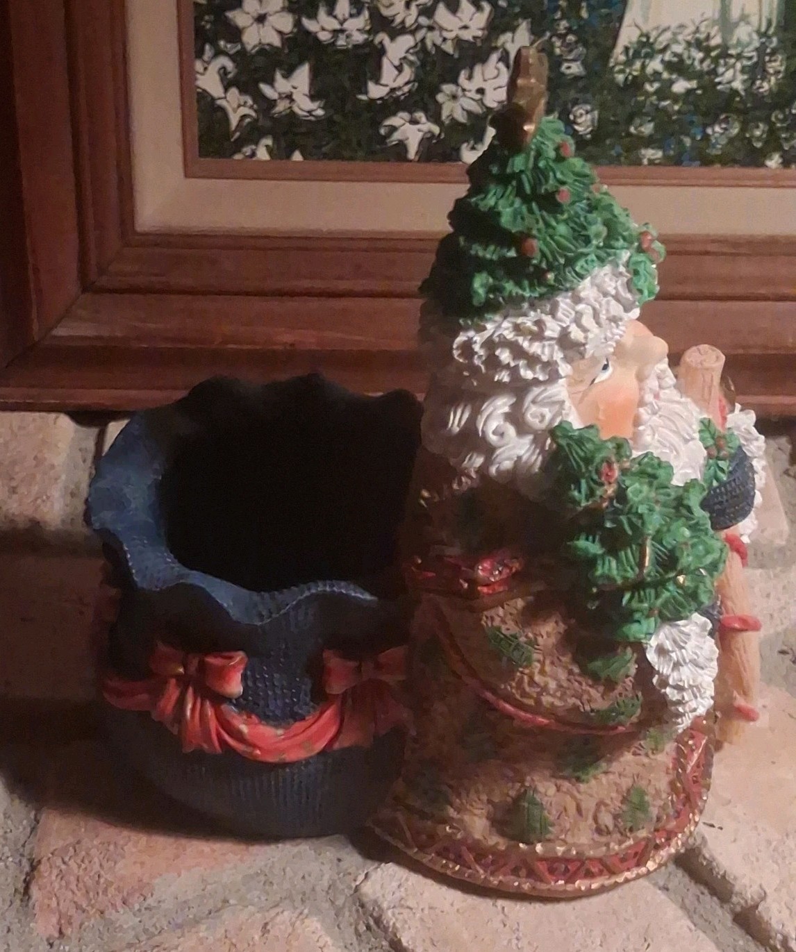 Vtg Resin Musical Santa Claus Planter