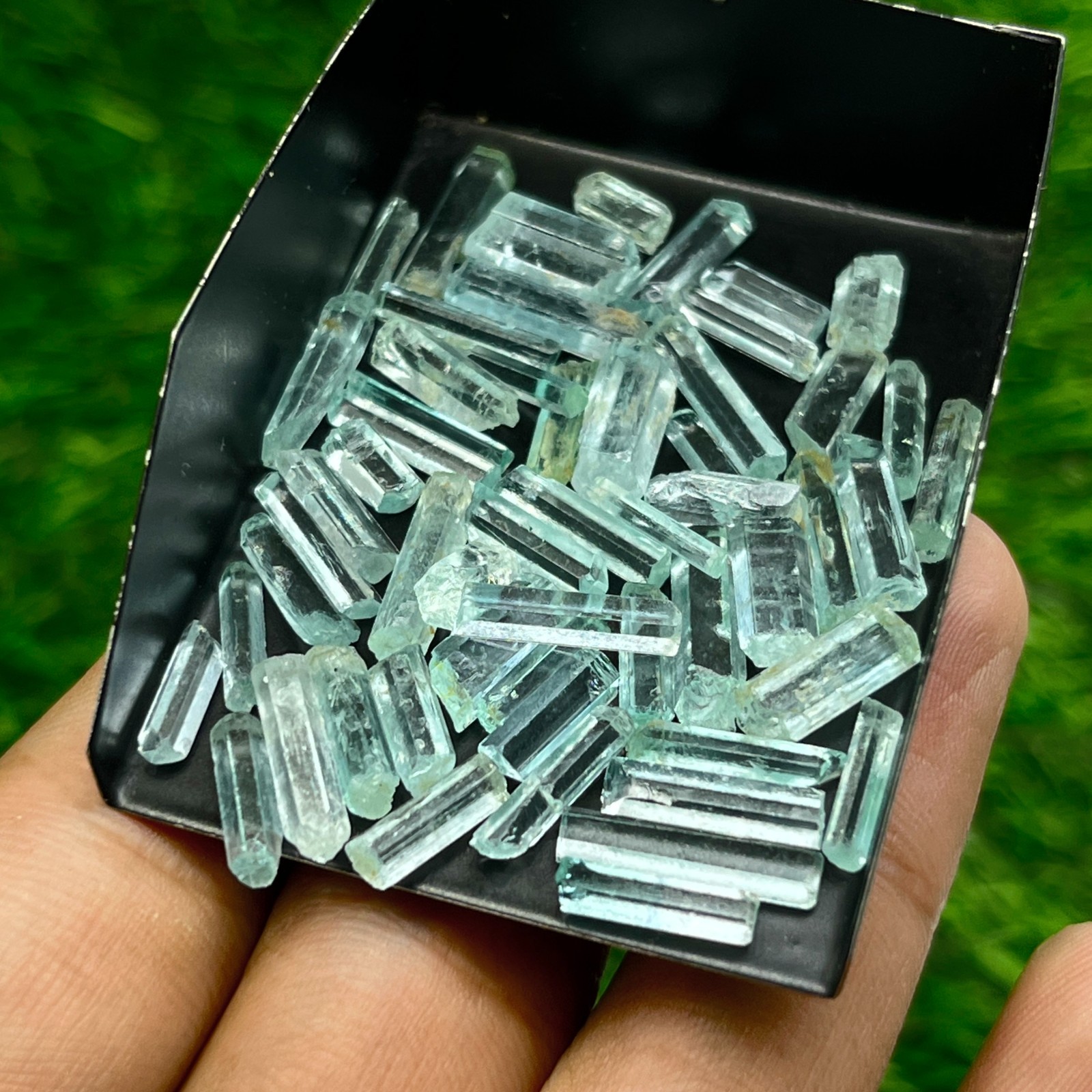 Natural Nigerian Emerald Pencil Rough Lot, 51 Ct, 55 Pcs, 6–14mm Green Beryl