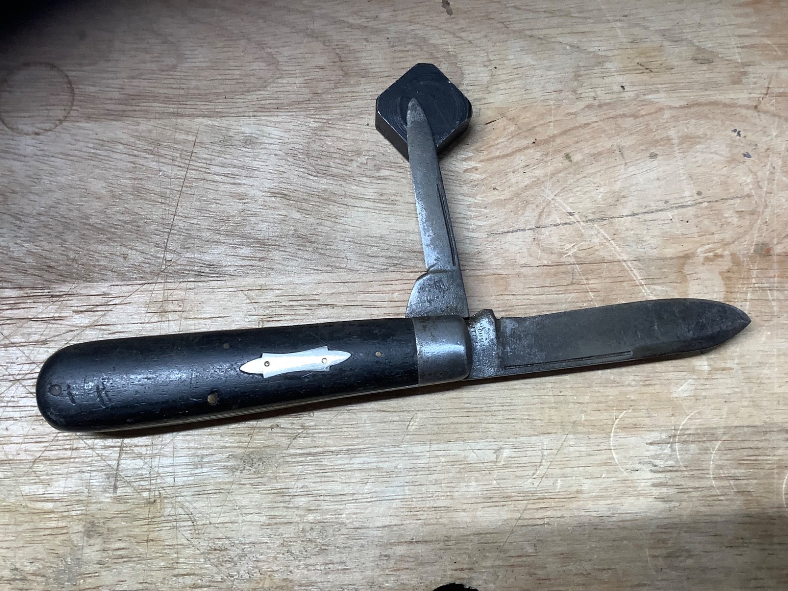 OLD VINTAGE ANTIQUE CATTARAUGUS BARE HEAD  JACK KNIFE