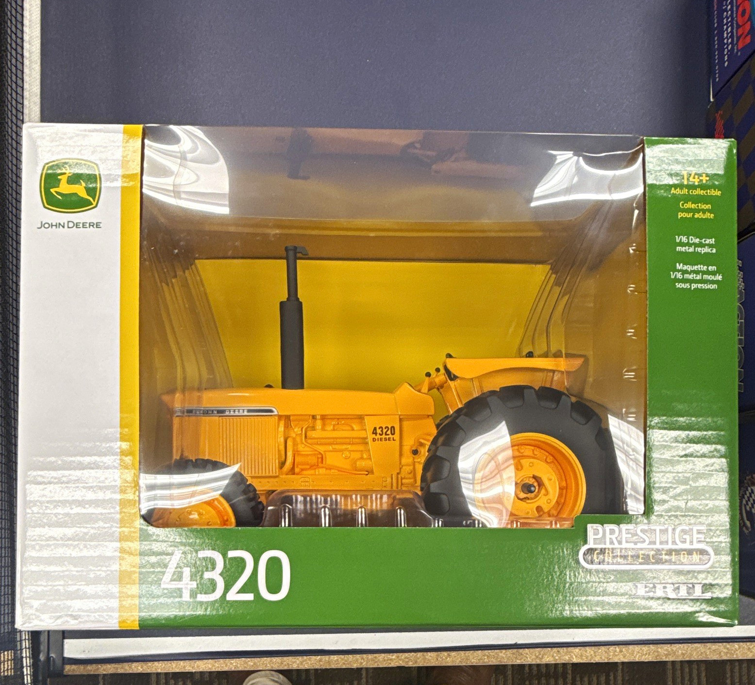 John Deere 4320 Diesel CHASE EDITION 1/16 Tractor Prestige Collection Ertl 2007