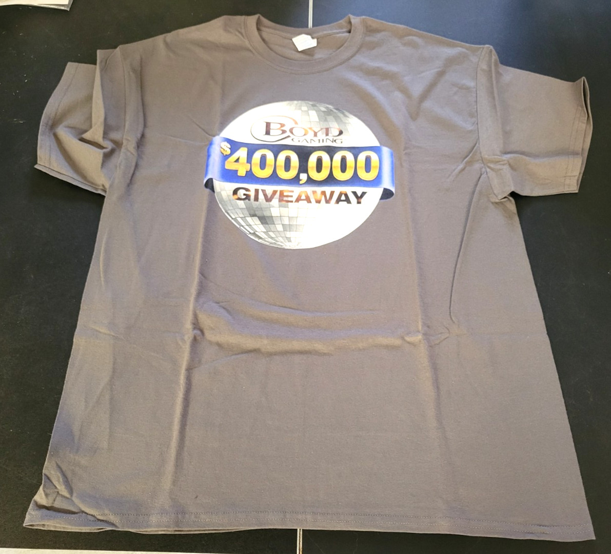 2015 BOYD GAMING LAS VEGAS $400,000 GIVEAWAY 40 YEARS T-SHIRT NWOT XL