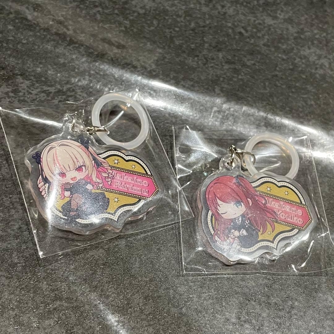 Nijisanji EX Gamers Kirimu Makaino Youko Akabane Acrylic Keychain