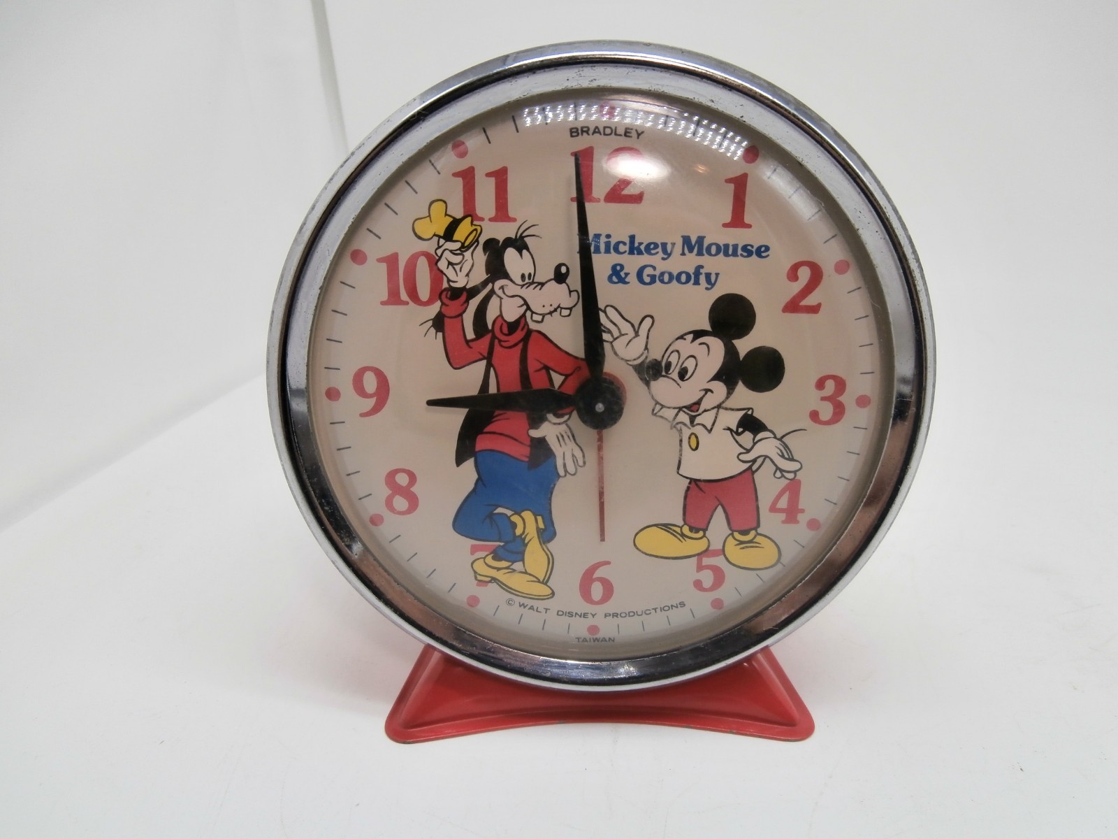 VTG Bradley Disney Mickey Mouse Goofy Hand-Wound Alarm Clock