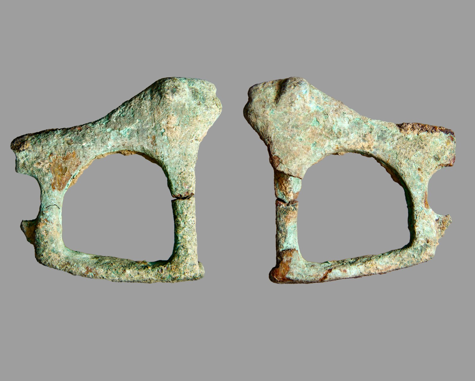 Ancient Near East Bronze Panther Idol 38mm c. 1200-600 BC COA Antiquity wCOA Ancient Near East Bronze Panther Idol 38mm c. 1200-600 BC COA Antiquity wCOA