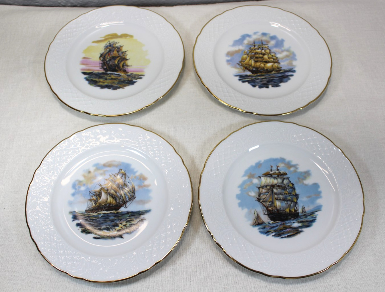 Vtg Bavaria Schumann Arzberg Germany Set of 4 Luncheon/Dessert Plates Galleon