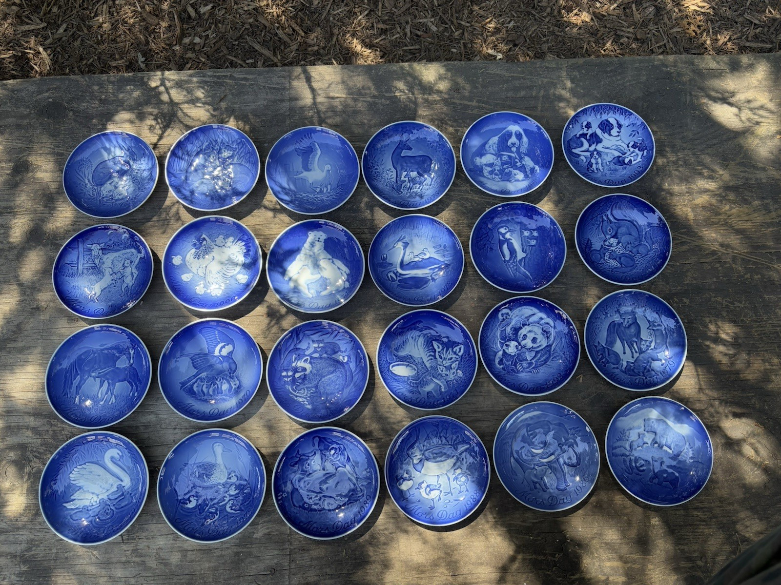 Bing & Grondahl Mother\'s Day Plate Lot of 24 70s 80s 90s Vintage Porcelain