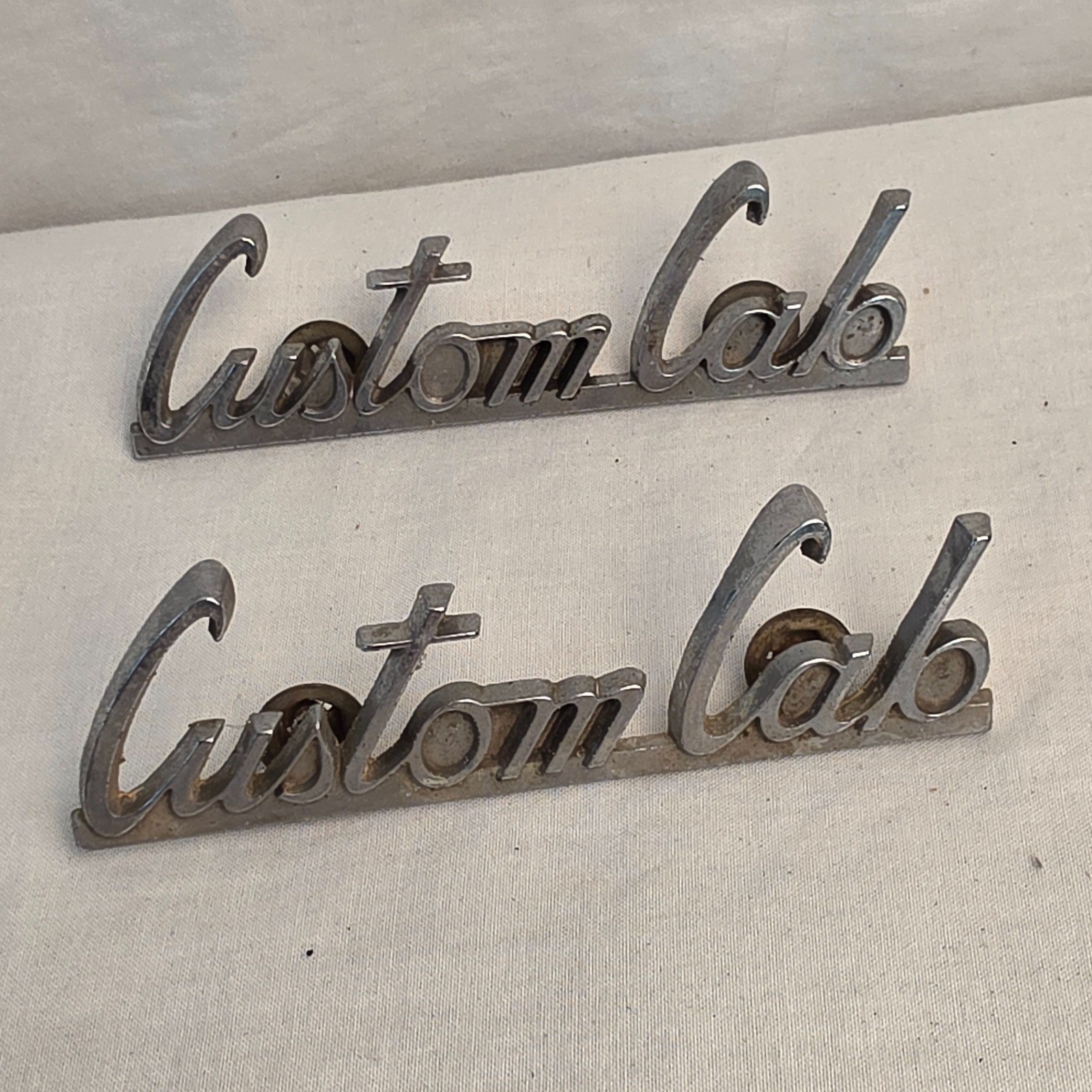 Vintage Ford F100 F250 Truck Custom Cab Metal Emblems Badges Pair Left Right