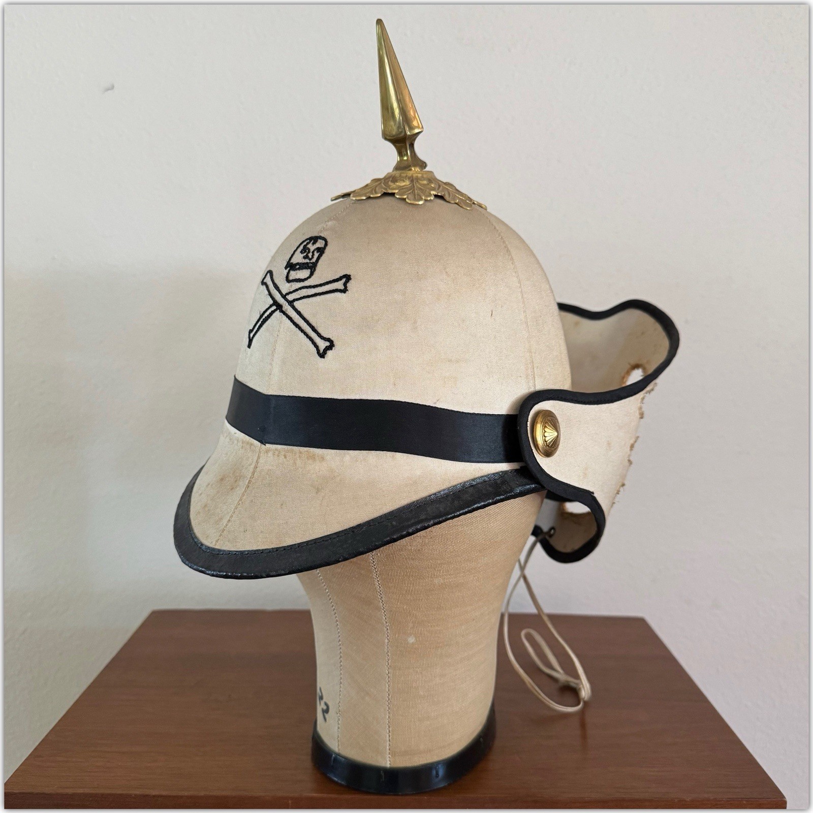 1930s Vtg Skull Crossbones Odd Fellows Masonic Prop Helmet Scene Supporter IOOF