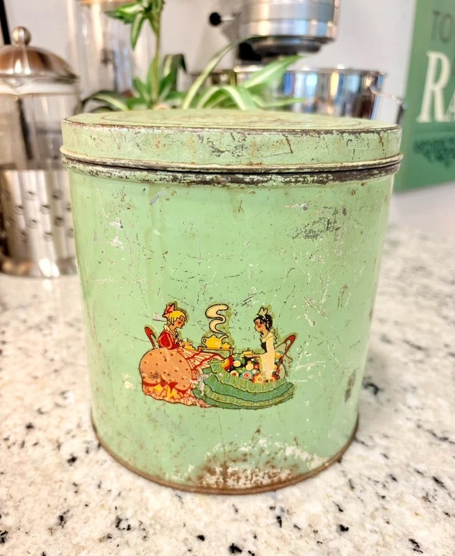 Vintage Green Metal Tin Canister Tea Party Ladies Cottagecore Shabby Chic Vintage Green Metal Tin Canister Tea Party Ladies Cottagecore Shabby Chic