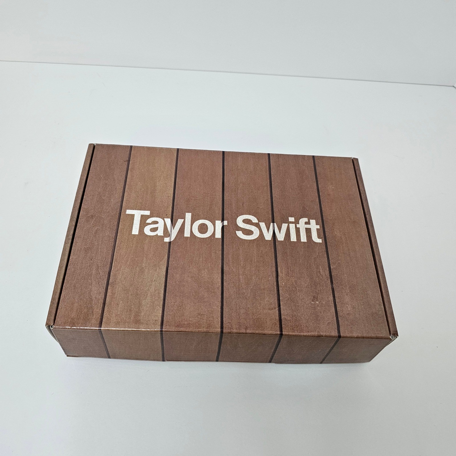 Taylor Swift Midnights CD Clock Kit Meet Me At Midnight Official Merch Taylor Swift Midnights CD Clock Kit Meet Me At Midnight Official Merch