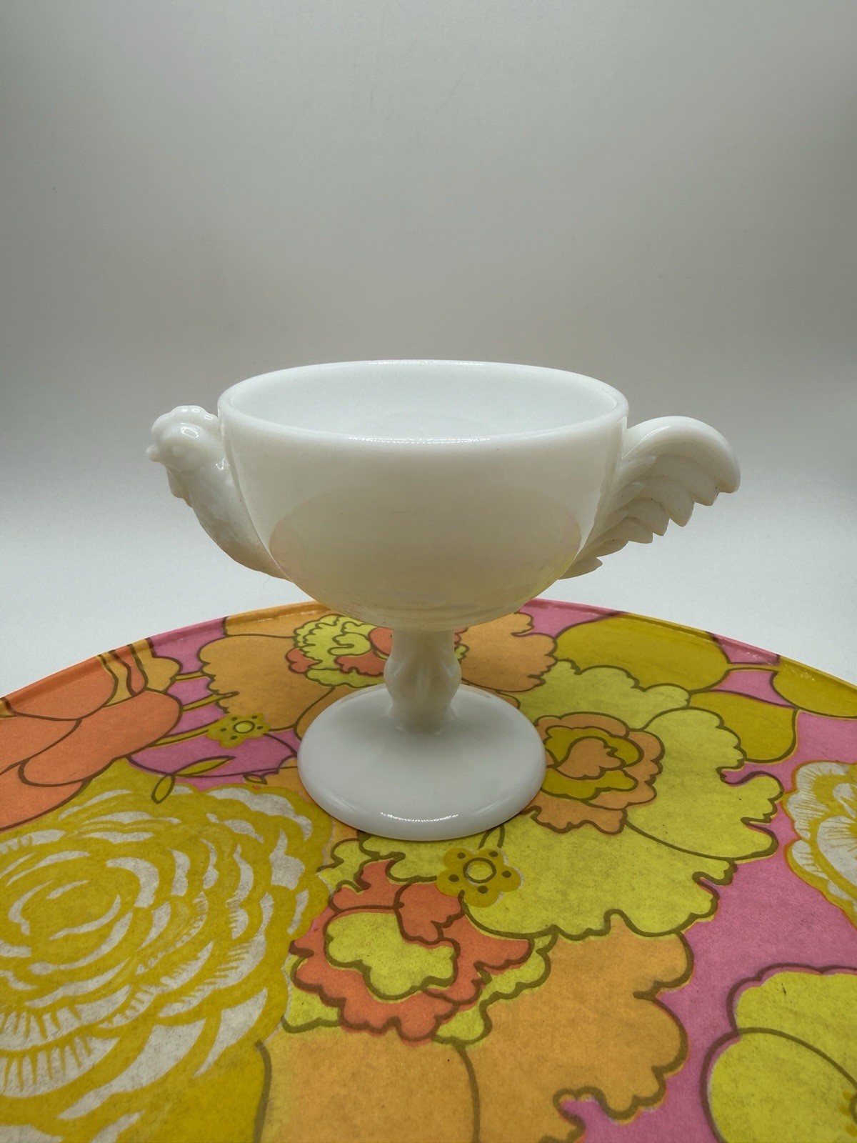 Vintage 1950s  XL Westmoreland White Milk Glass Rooster Egg Cup Holder 3.5” H