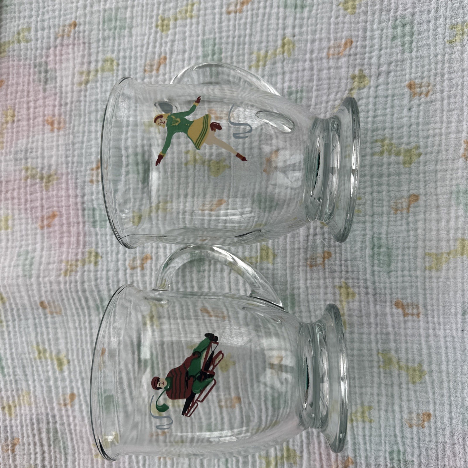 Williams Sonoma Vintage Winter Sports Skating Sledding Glass Coffee Mugs Set/2