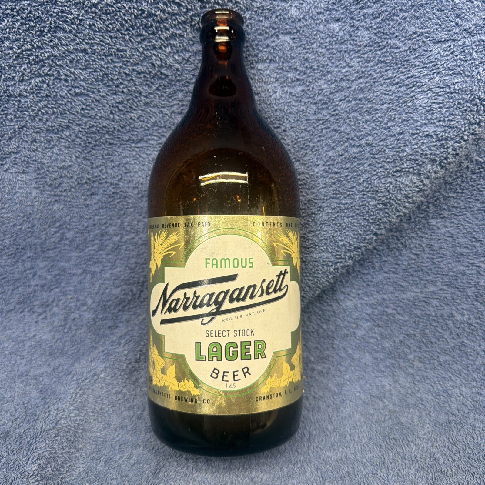 RARE 1947 NARRAGANSETT LAGER BEER ONE QUART BOTTLE 10” CRANSTON RHODE ISLAND