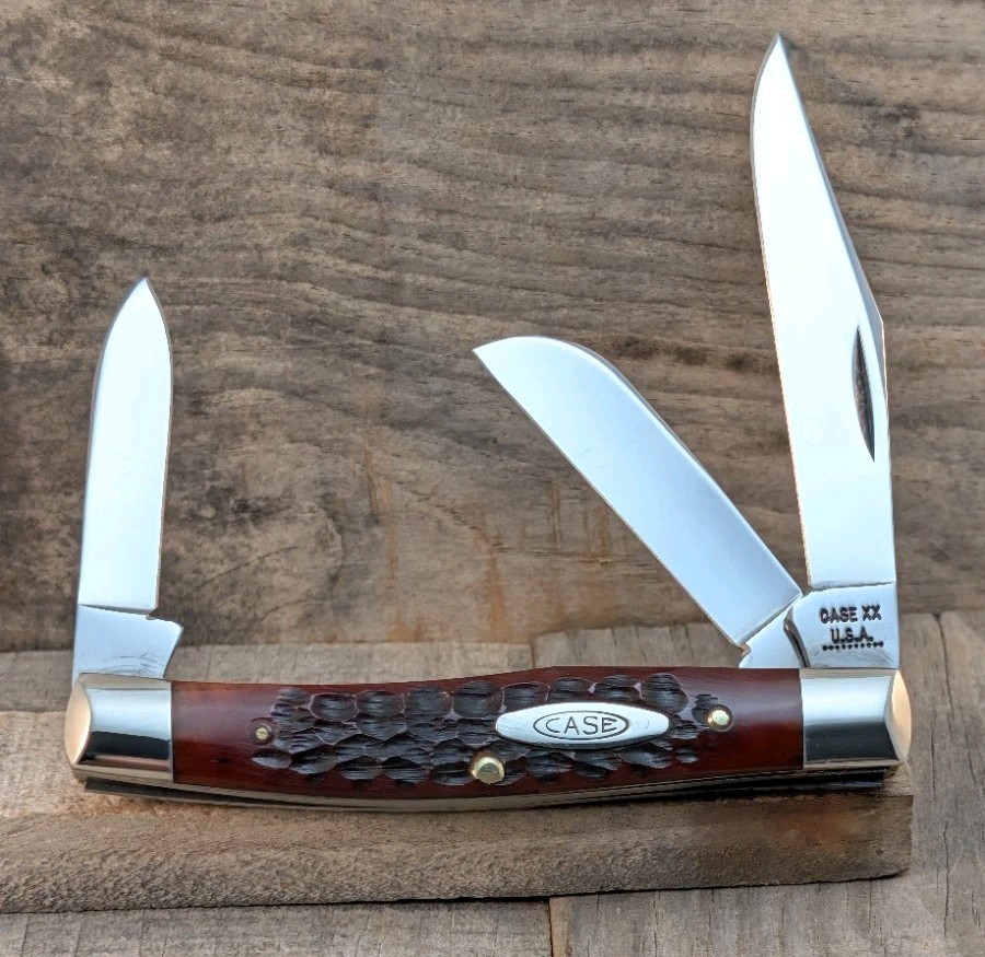 1970 Case XX Beautiful Dark Red Jigged Bone 3.75\