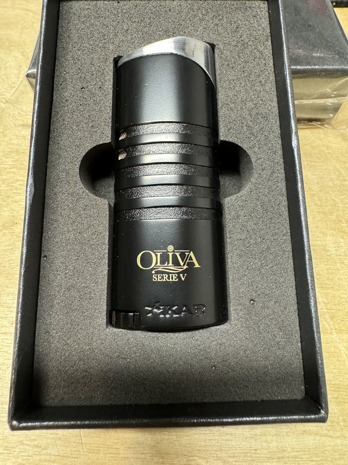 Xikar Ellipse Triple Jet Cigar Lighter Oliva Series V - Black and Chrome - New