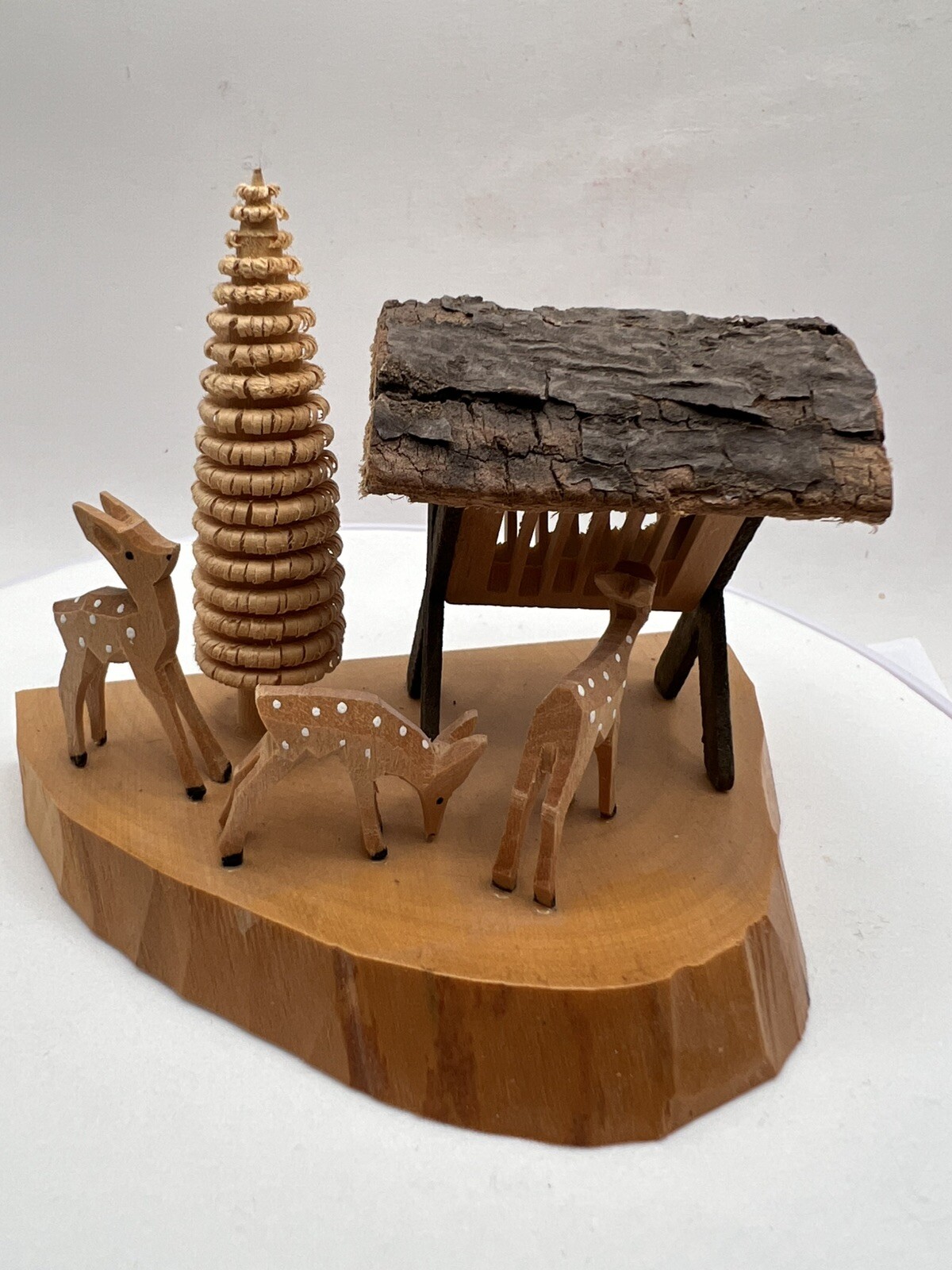 VTG Made In Germany Carved Wood Deer And Fawns Feeder Diorama Christmas 