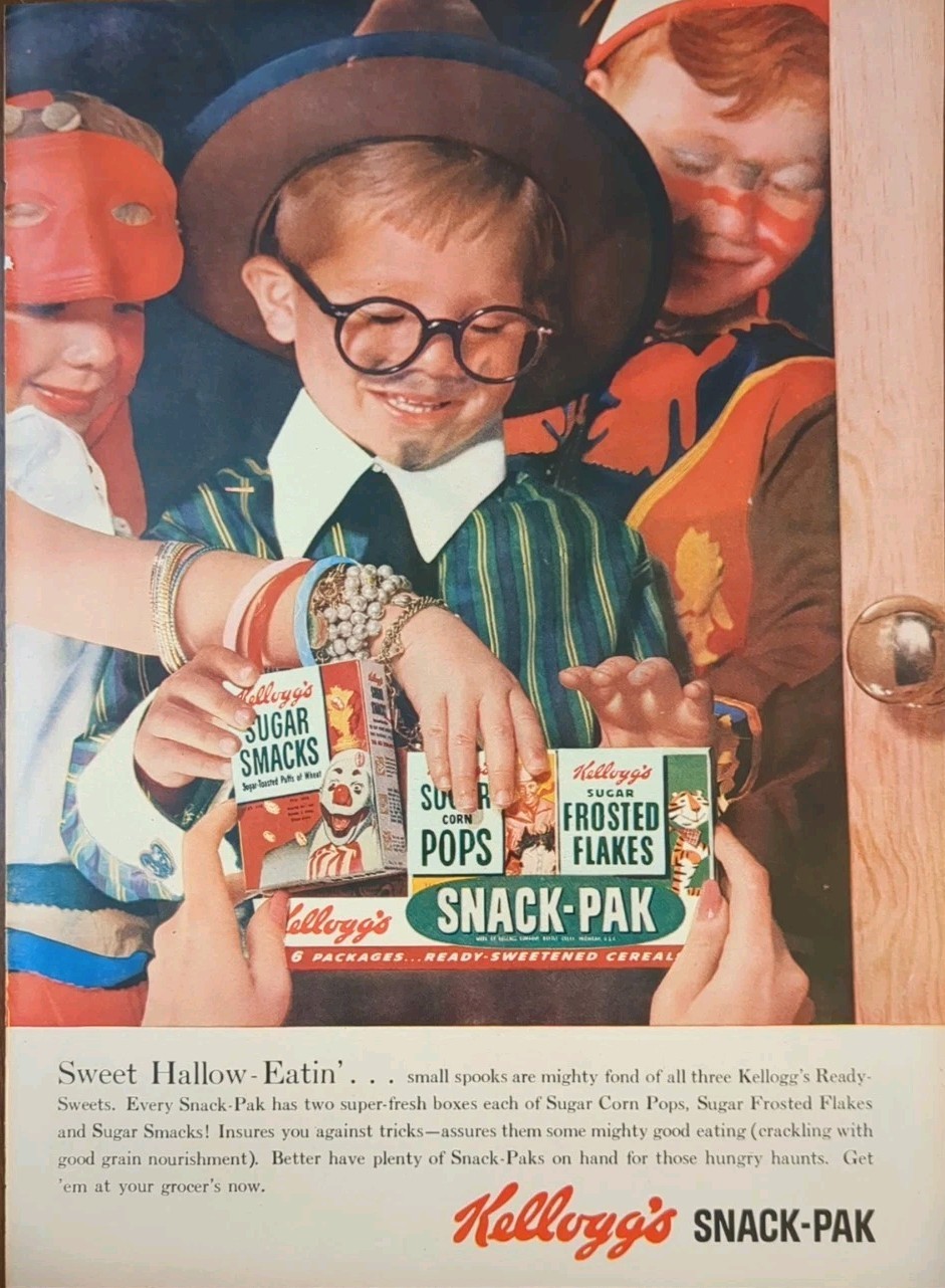 1955 Halloween Variety Snack Packs Kellogg's Cereal Print Ad Costumes