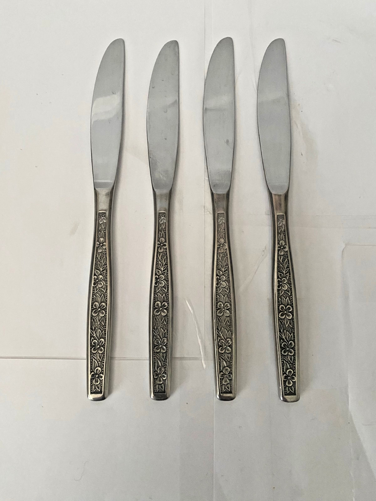 Vtg Rogers Floral La Spana Set of 4 Table Knives Stainless Korea Mid Century