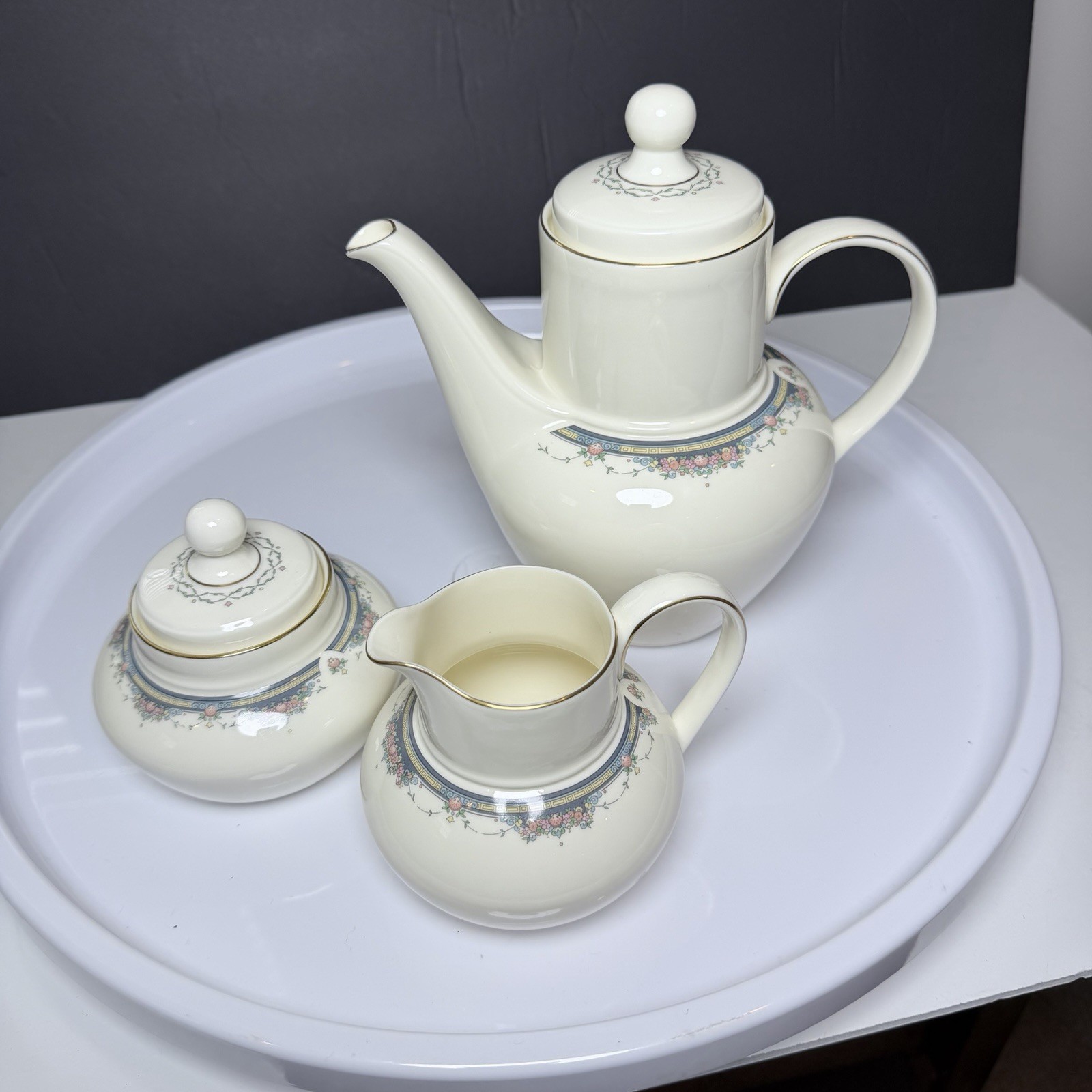 Vintage Royal Doulton Albany H5121 3 Pc Coffee Pot Creamer Sugar Set England  86
