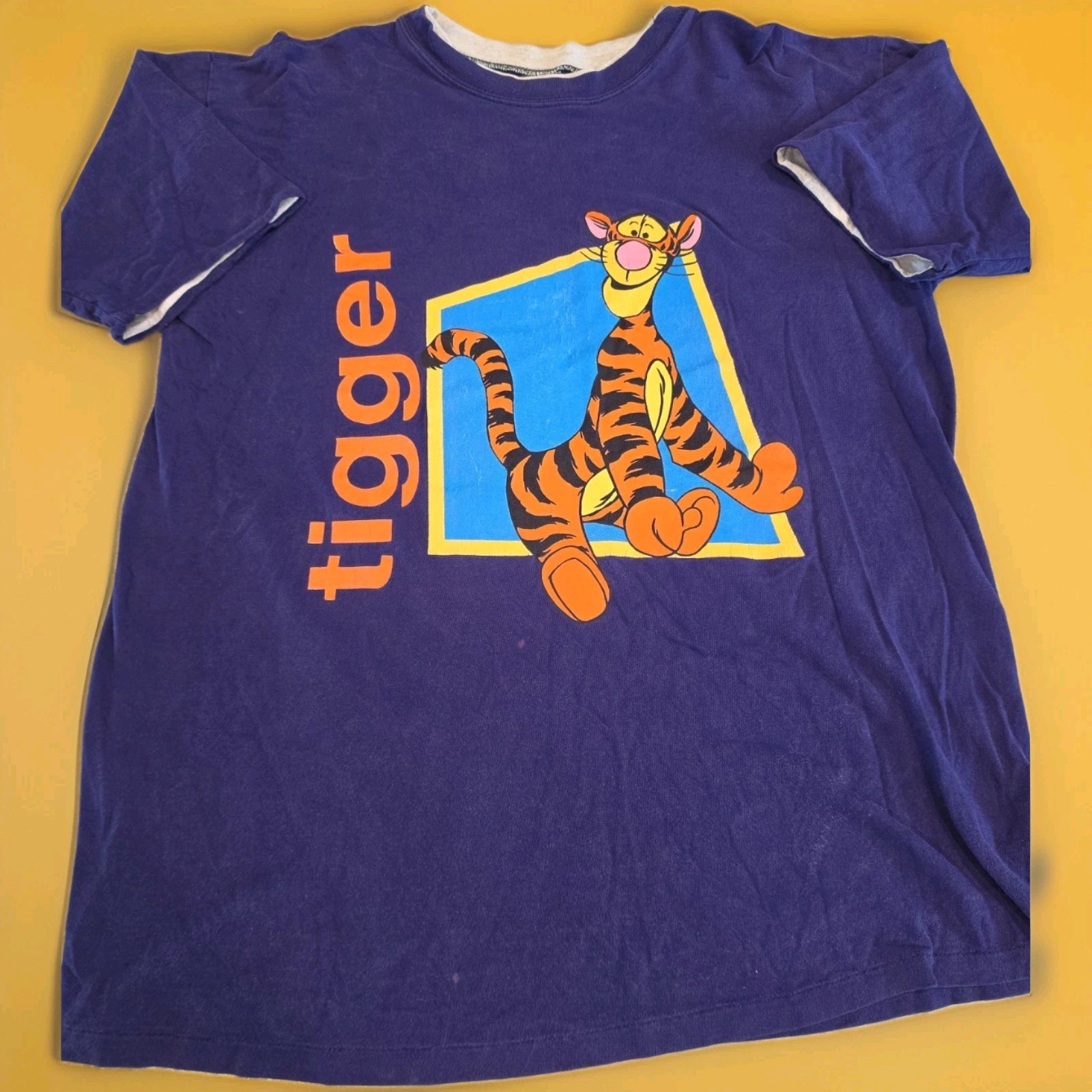 Vtg 90s DISNEY Store TIGGER Purple Double Layer Single Stitch Tee T Shirt XL Vtg 90s DISNEY Store TIGGER Purple Double Layer Single Stitch Tee T Shirt XL