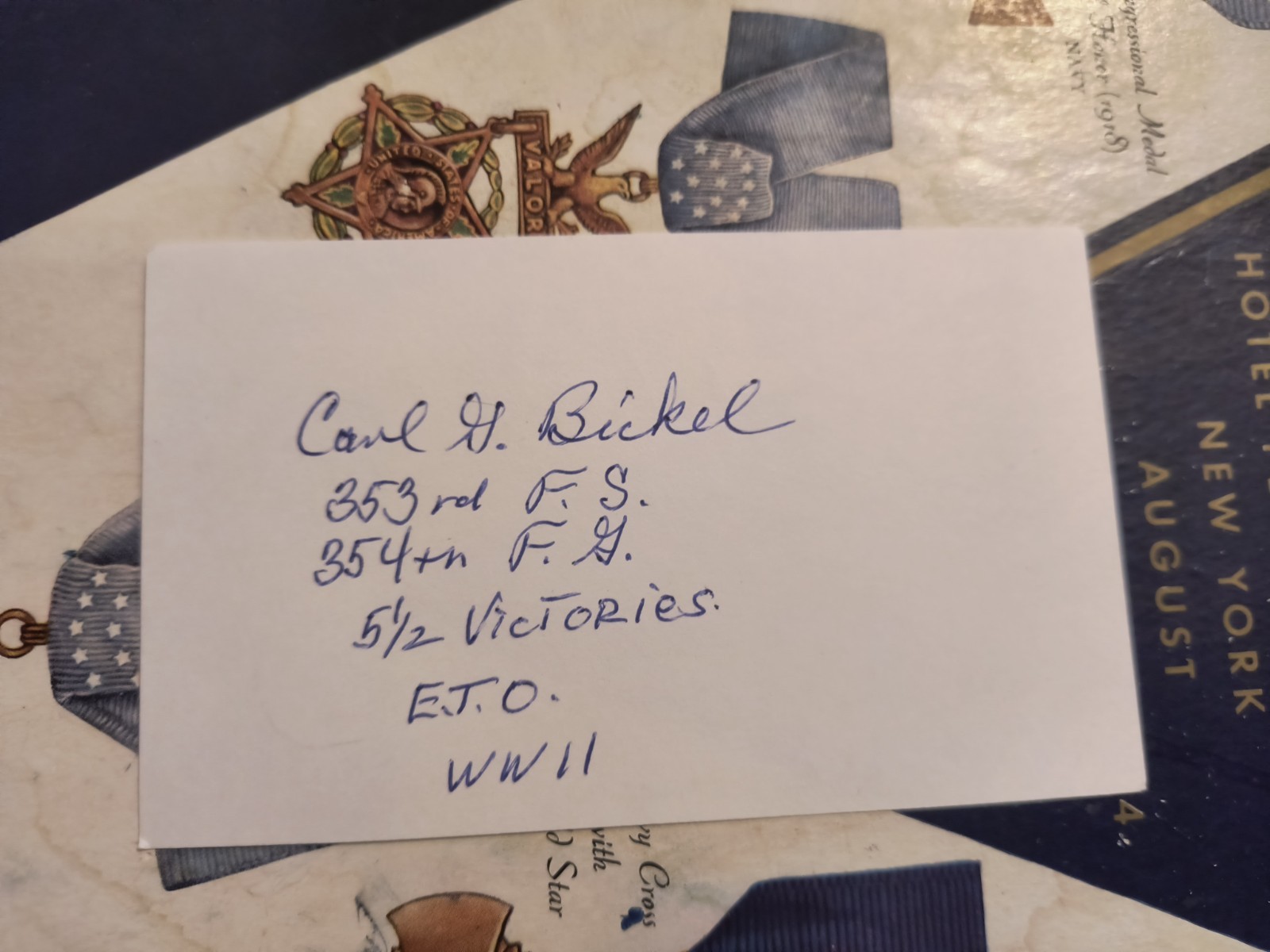 WWII Ace Capt. CARL G. BICKEL, USAAC 354th FG/353rd FG 5+Vs Signed 3x5 Scarce