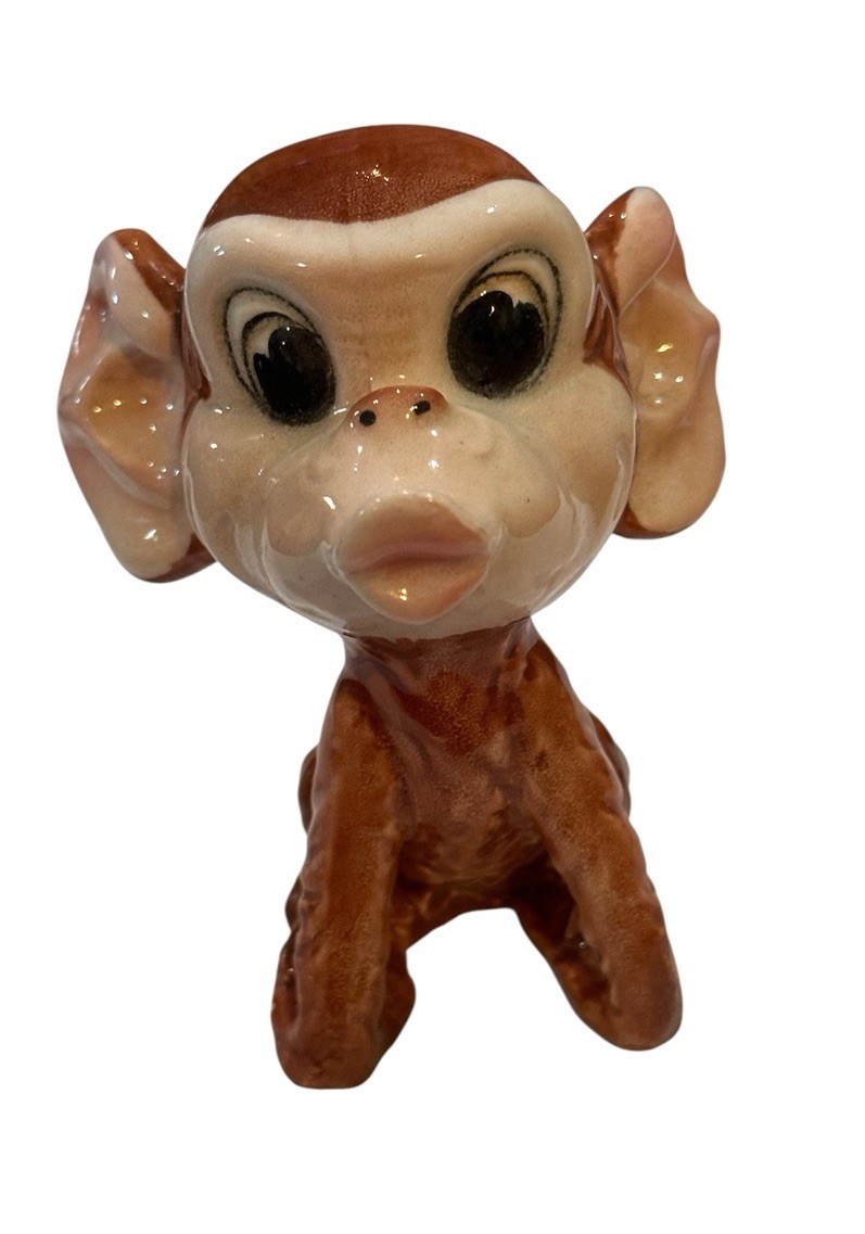 Vintage Kreiss & Co Funky Monkey Kissing Lip Orangutan Chimp Ceramic Figurine 6”