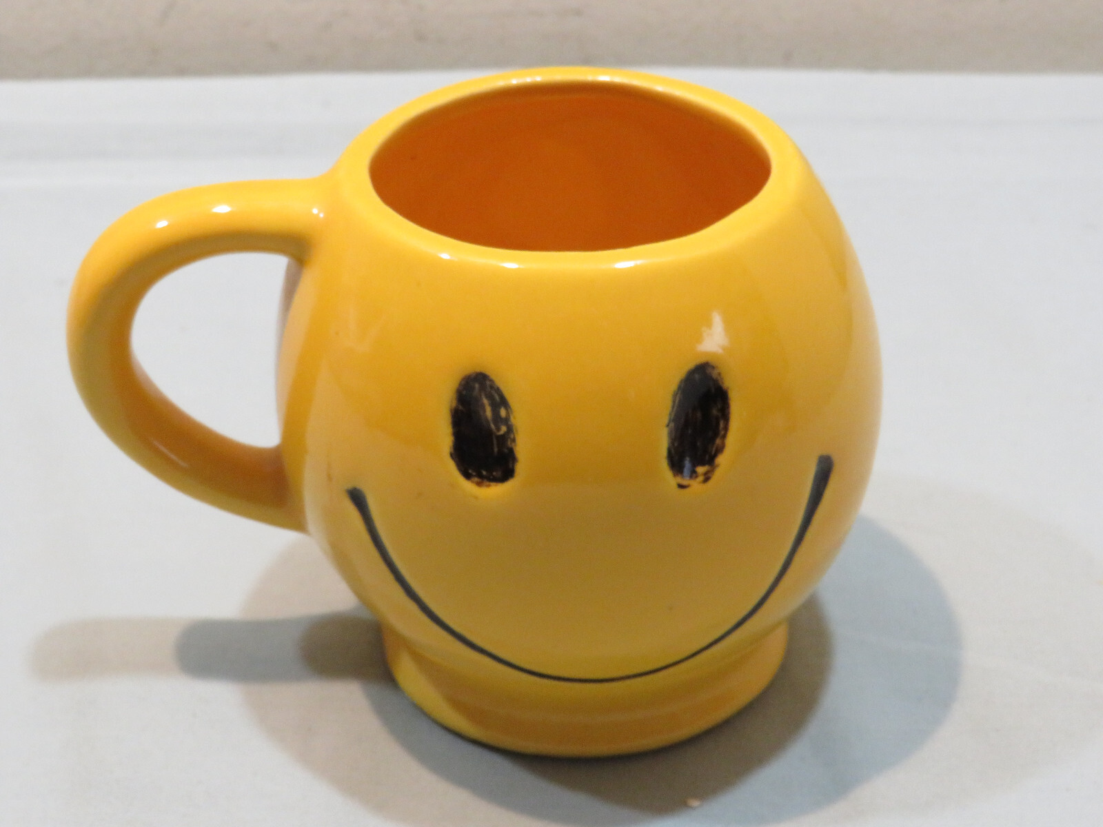 Vintage McCoy Smiley Face Mug Yellow/Black