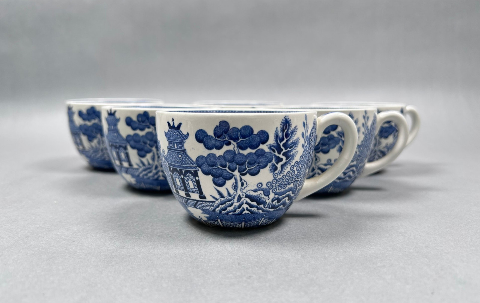 Vintage Wedgwood Willow Blue And White Tea/Coffee Cups- Porcelain