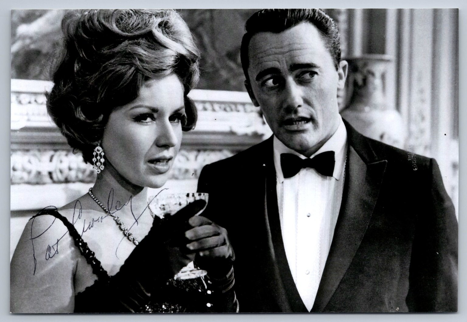 Pat Crowley Signed Autograph Photo Black & White Hollywood Glamour Print