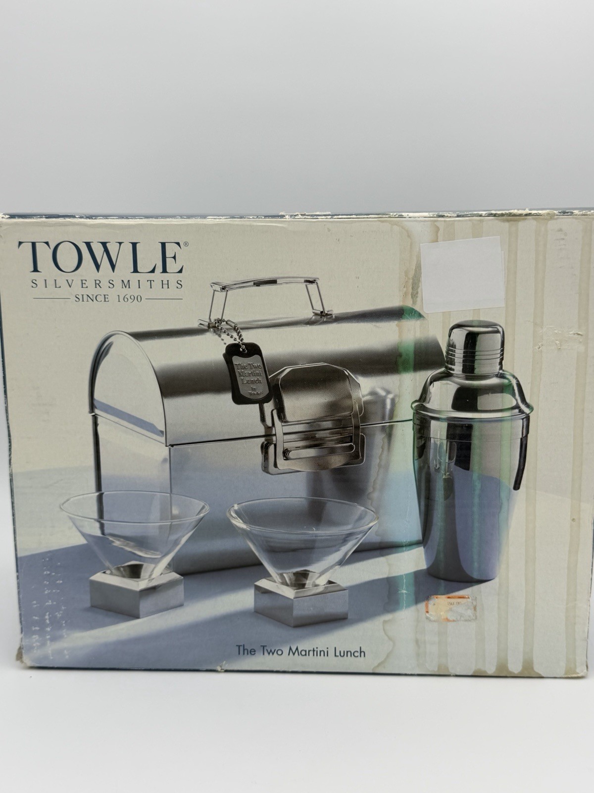 TOWLE SILVERSMITHS THE TWO MARTINI LUNCH BOX COCKTAIL SHAKER & 2 GLASSES