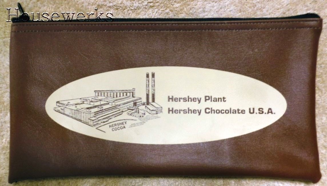 VINTAGE * HERSHEY Chocolate Factory ZIPPERED BANK CASH BAG *