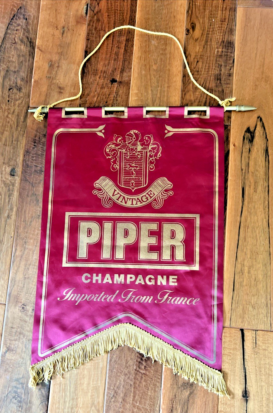 VTG. 1970\'s FRENCH PIPER HEIDSIECK CHAMPAGNE PROMOTIONAL SATIN WALL BANNER RARE VTG. 1970\'s FRENCH PIPER HEIDSIECK CHAMPAGNE PROMOTIONAL SATIN WALL BANNER RARE