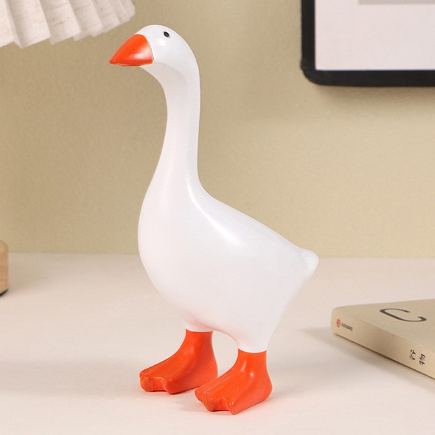 Funny Desktop Goose Statue 6 inch Cute Resin Figurine for Office Desk Decoration