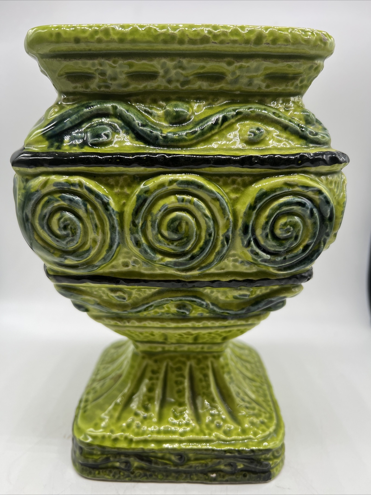 Vintage Rubens Originals Vase Geometric Green 8” Planter Italian Look 1421
