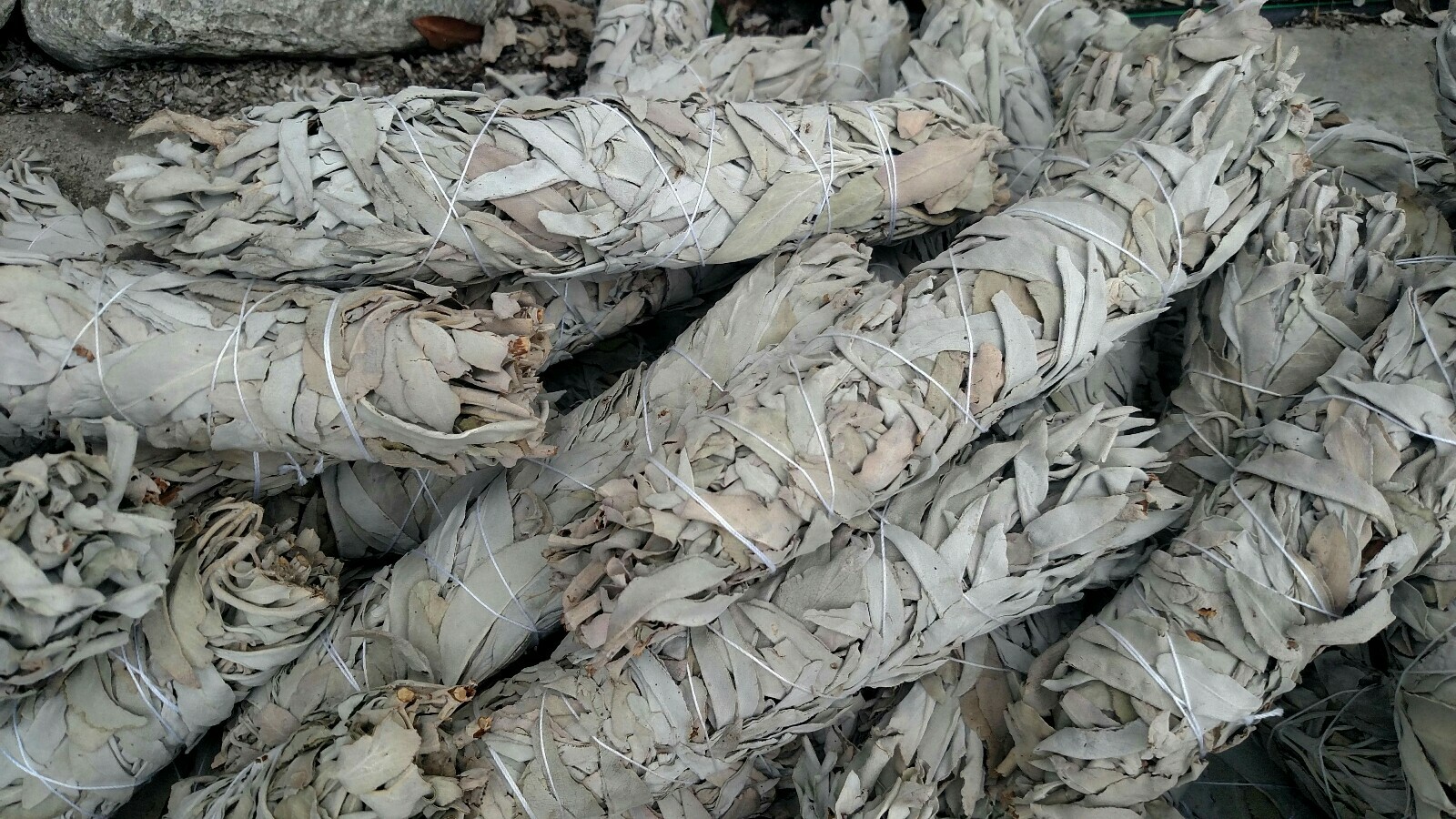 box of 100 white sage smudge sticks 9
