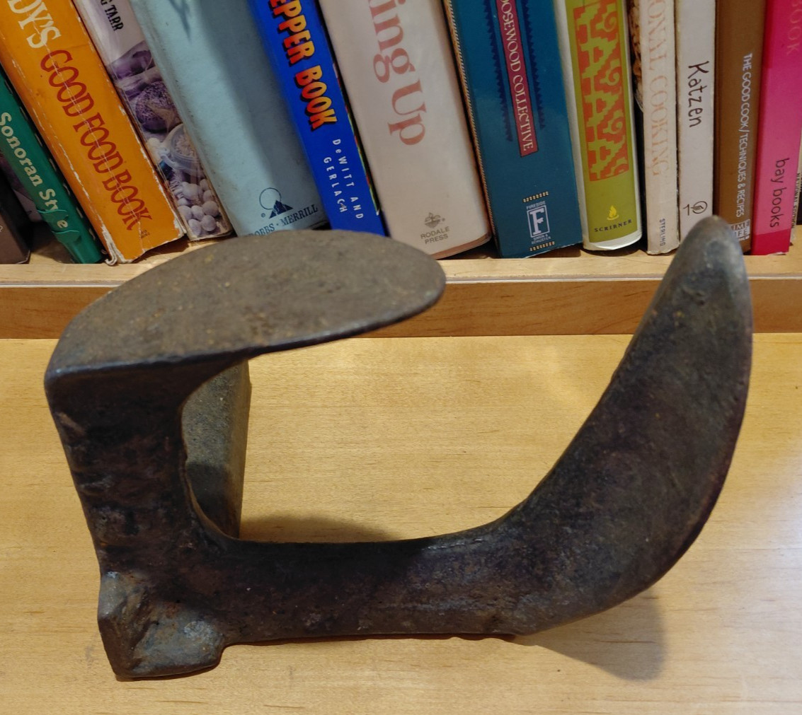 Antique  Cast Iron Cobblers Last / Anvil / Form Mold Double , Paragon, No 2