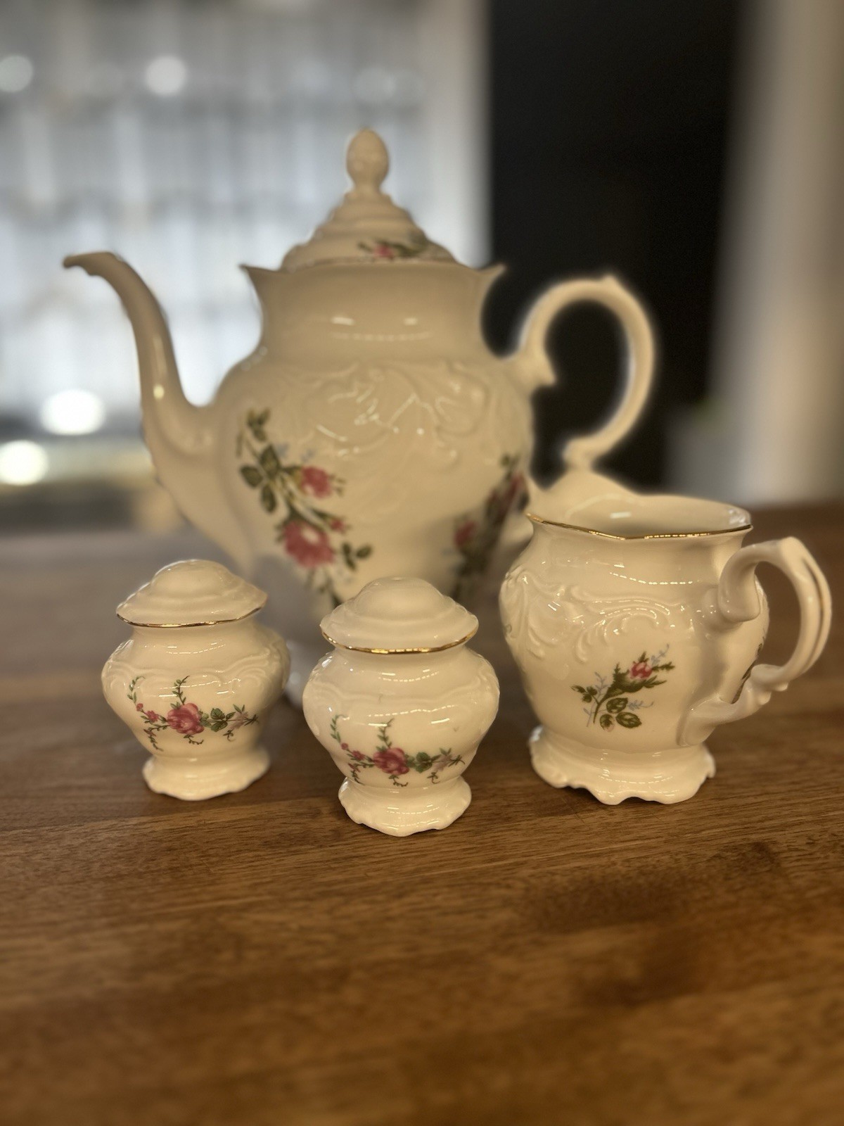 Royal Kent Collection