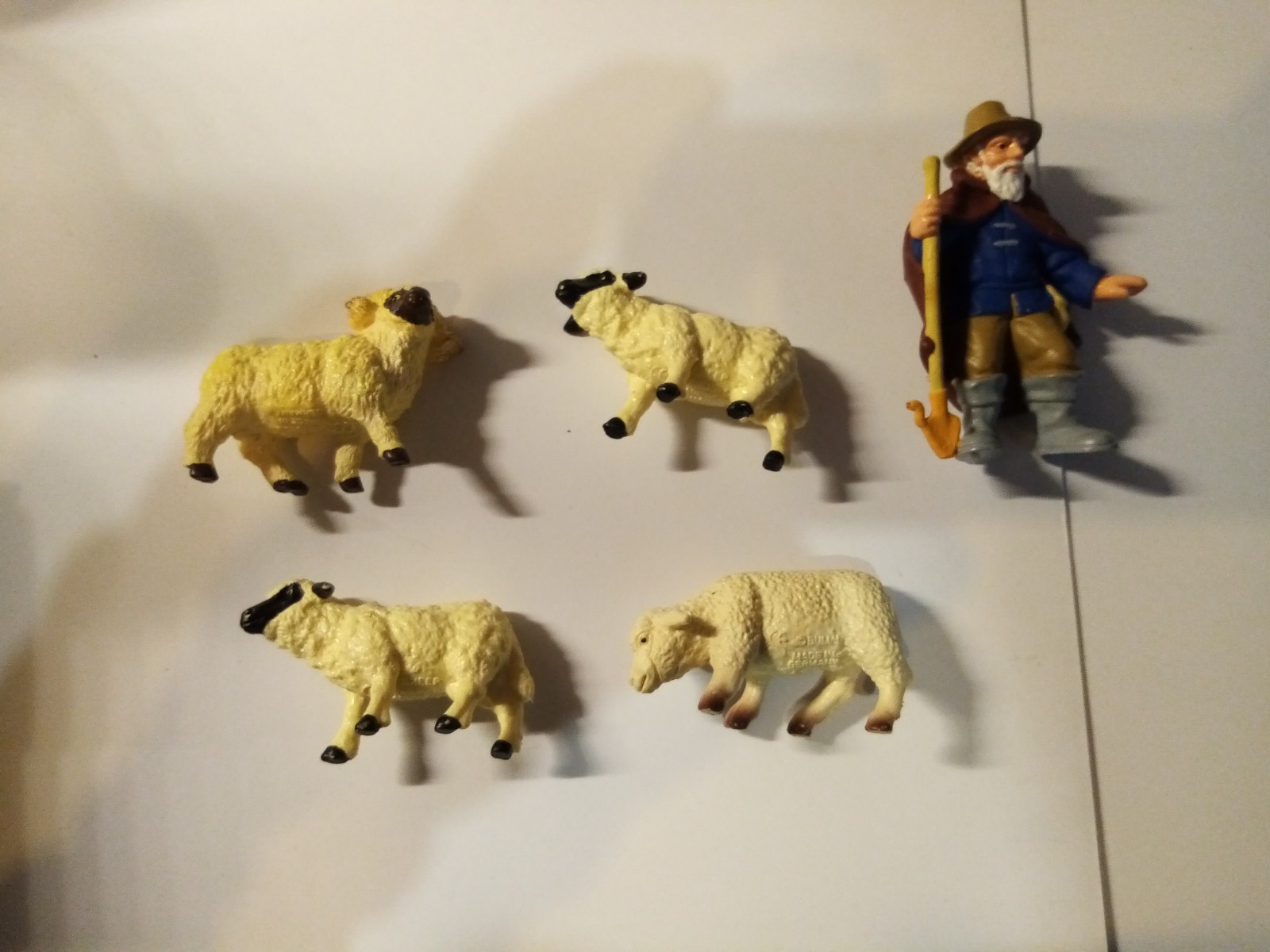 Bullyland Figures - 1 Shepherd and 4 Sheep --
