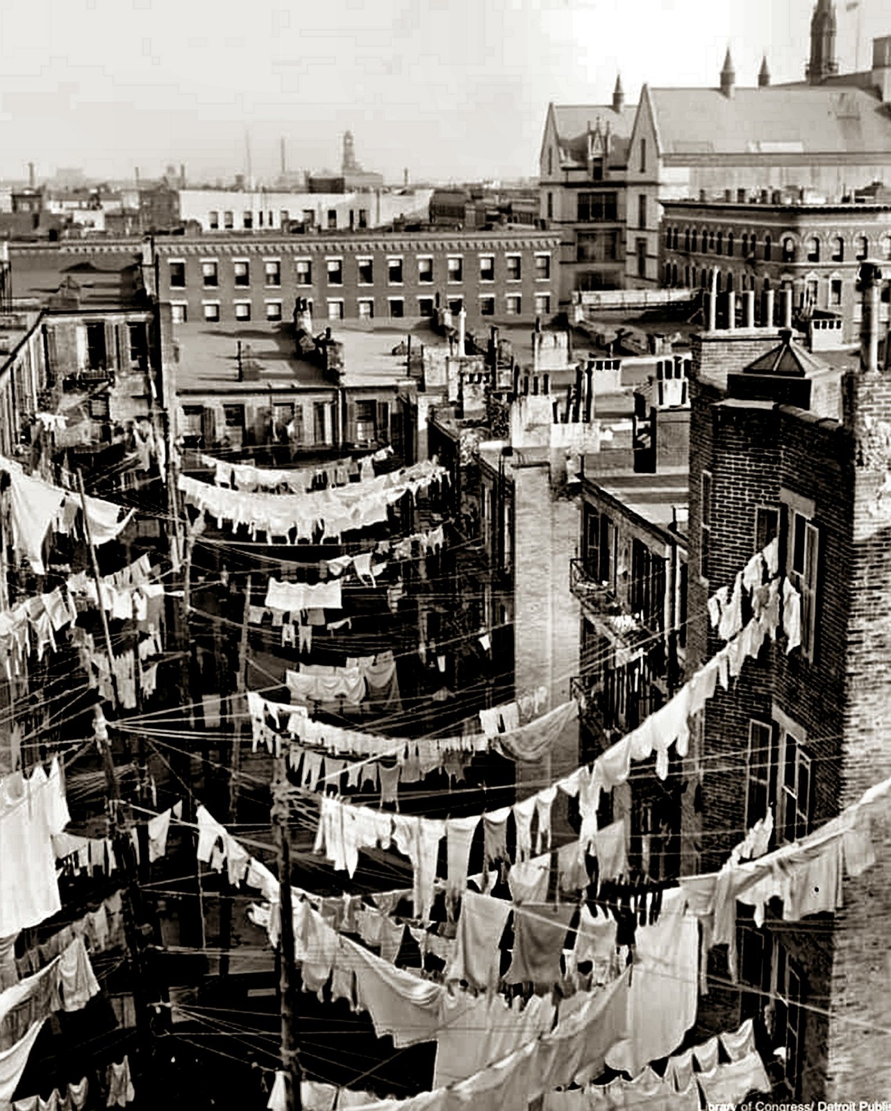 1900 NEW YORK CITY LAUNDRY DAY  Photo  (208-G)