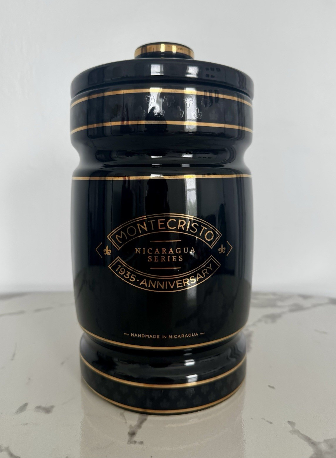 Montecristo 1935 Anniversary Nicaragua Series Exclusive Ceramic Jar Lid Humidor