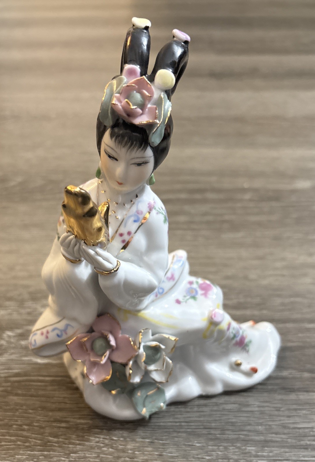 Vintage Porcelain Japanese Geisha Figurine with Horn Hand Painted Statue 7” Vintage Porcelain Japanese Geisha Figurine with Horn Hand Painted Statue 7”