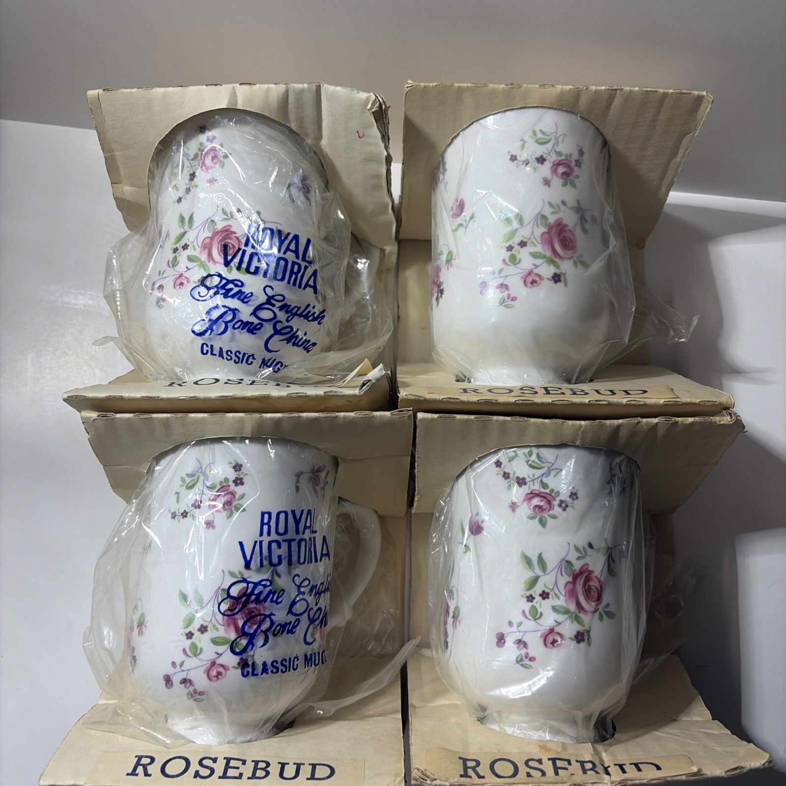 Royal Victoria English Mugs By Wade Pottery Rosebud 4 Coffee Cups In Box