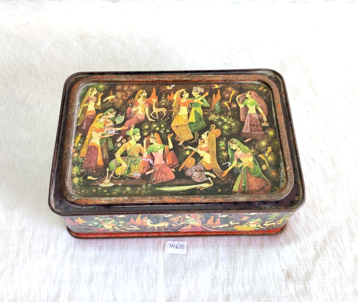 Vintage Royal Couple Dancing Graphics Nice Confectionery Advertising Tin TN635 Vintage Royal Couple Dancing Graphics Nice Confectionery Advertising Tin TN635