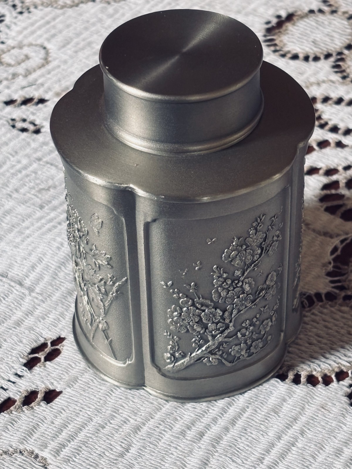 Exquisite Royal Selangor Pewter Tea Caddy  \