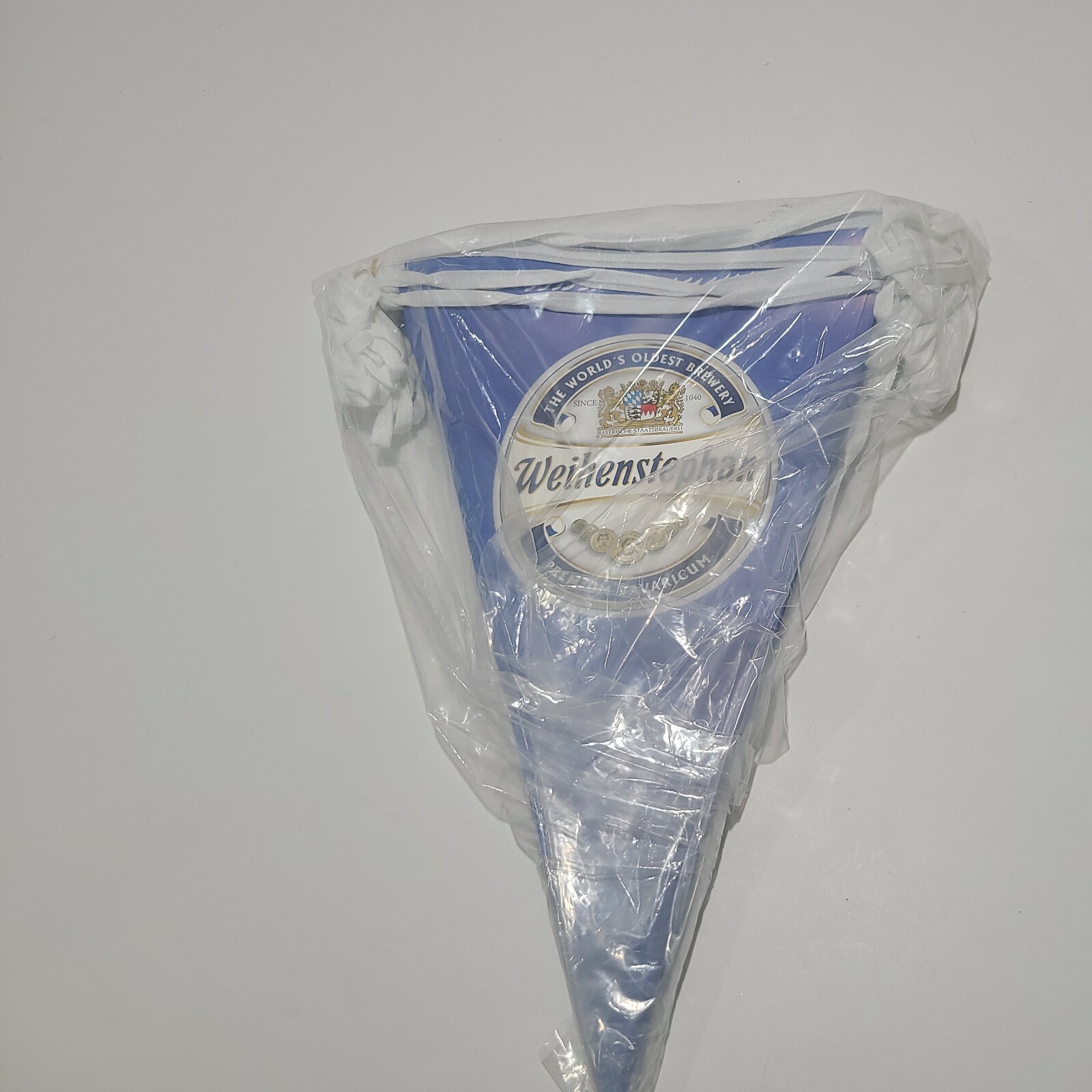 WEIHENSTEPHAN PREMIUM BAVARICUM BEER PUB TAVERN BAR ADVERTISE PENNANT BANNER