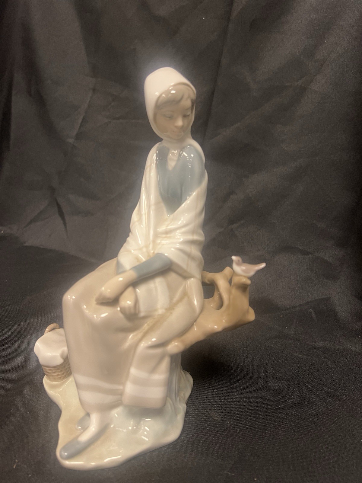 Lladro 4576 New Shepherdess Figurine Girl On Branch Bird Retired