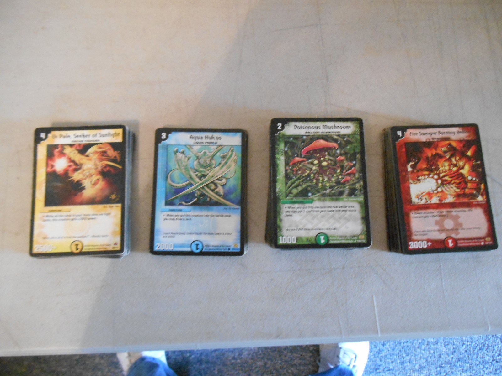 2004 -133 Duel Master Cards Red40 Green46 Blue17 Yellow30 Trading Cards