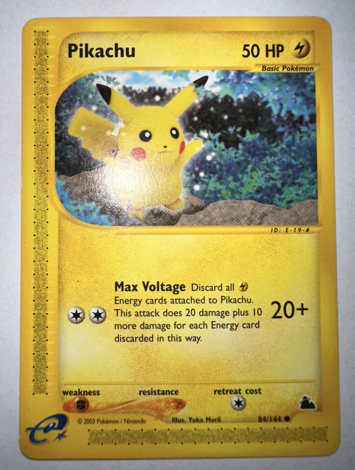 Pokemon TCG Pikachu Skyridge 84/144 COMMON English LP Vintage Yuka Morii