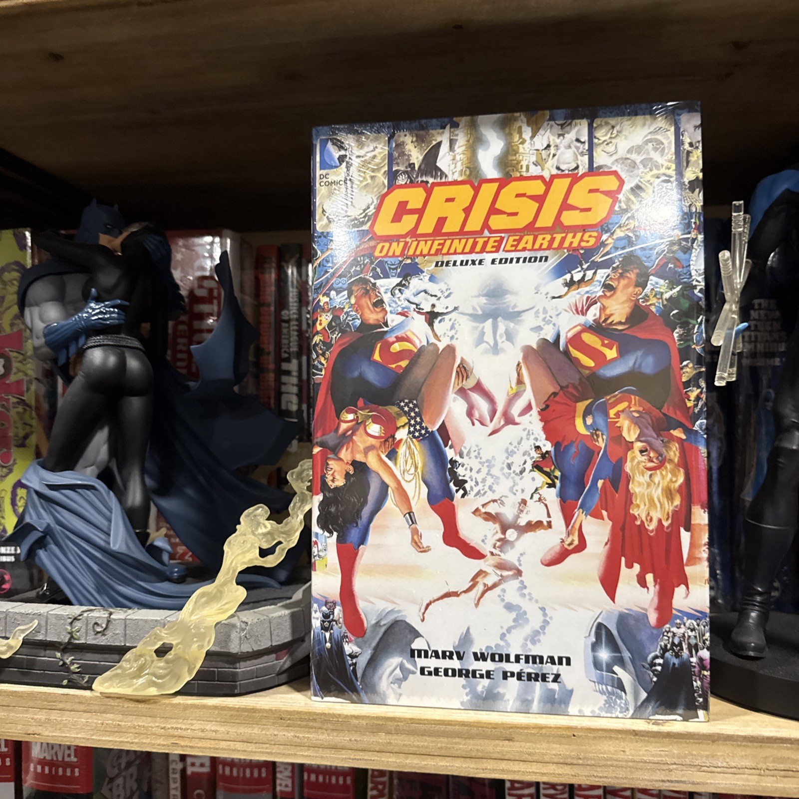 Crisis on Infinite Earths Deluxe Edition DC Comics Perez Brand New OOP Rare
